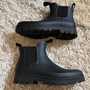 Everlane Rain Boots - Black - Size 8